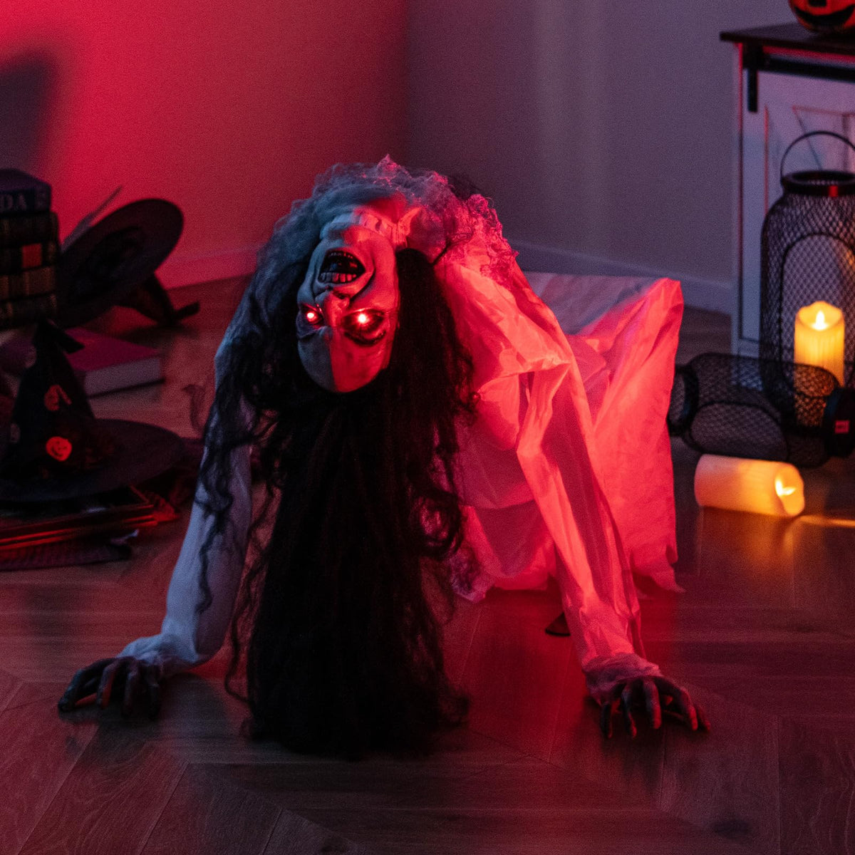 Lucktree Halloween Animated Crawling Woman with LED Eyes, Animatronic Zombie Woman Crawler with Vocally Triggered Sound & Motion Effects