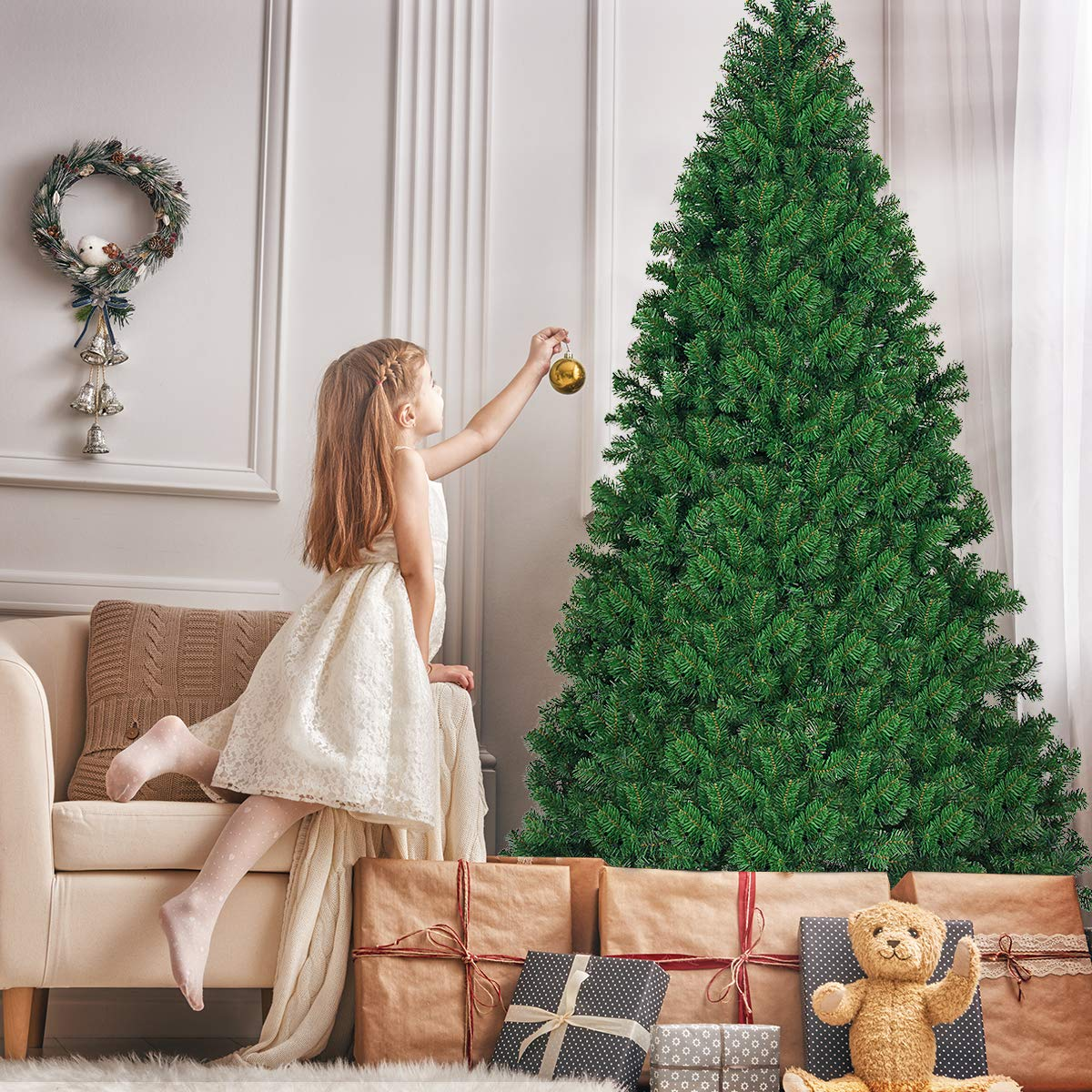 Lucktree 9ft Artificial Pre-lit Christmas Tree Premium Spruce Hinged Tree with 700 LED Lights and Solid Metal Stand - LucktreeUS