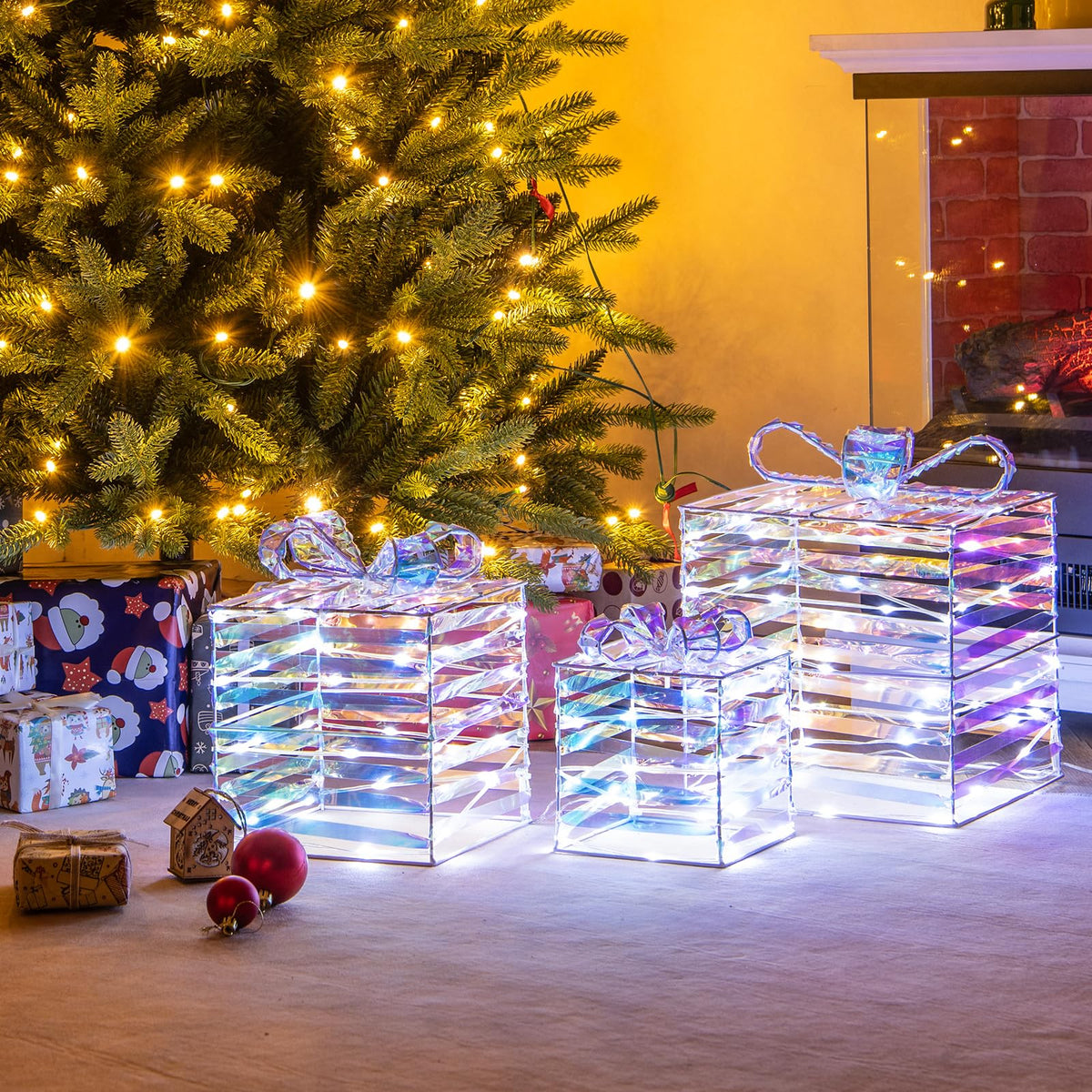 Lucktree 3 Pieces Christmas Lighted Gift Boxes, 90 LED Light up Present Boxes with Bows, Zip Ties & Ground Stakes